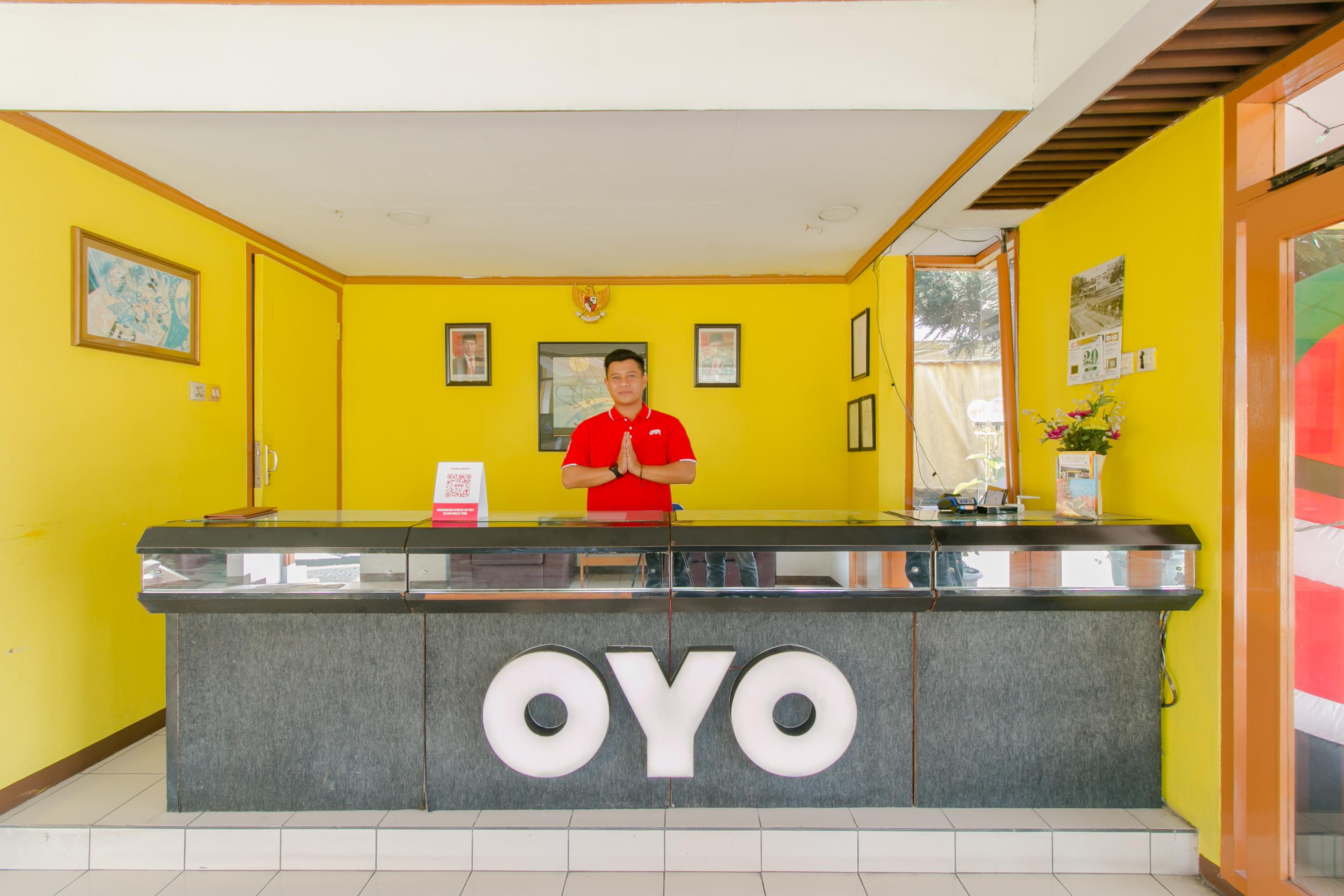 Oyo 1996 Koneng Hotel Cibodas Екстериор снимка